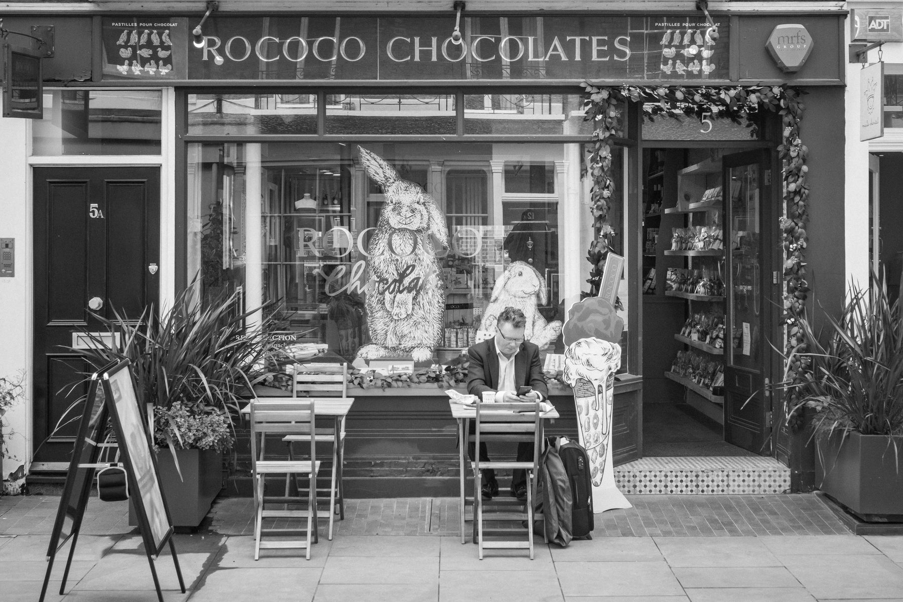 Rococo Chocolates London | Shop our Black Friday offers in store and online. Get the best discounts for Rococo Chocolates Christmas Gifts. 